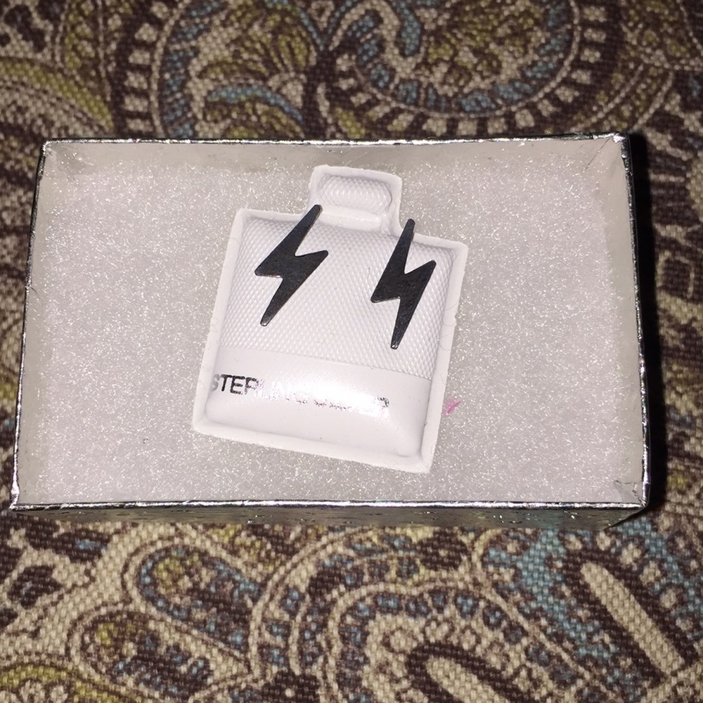 Sterling silver lightning bolt earrings NEW